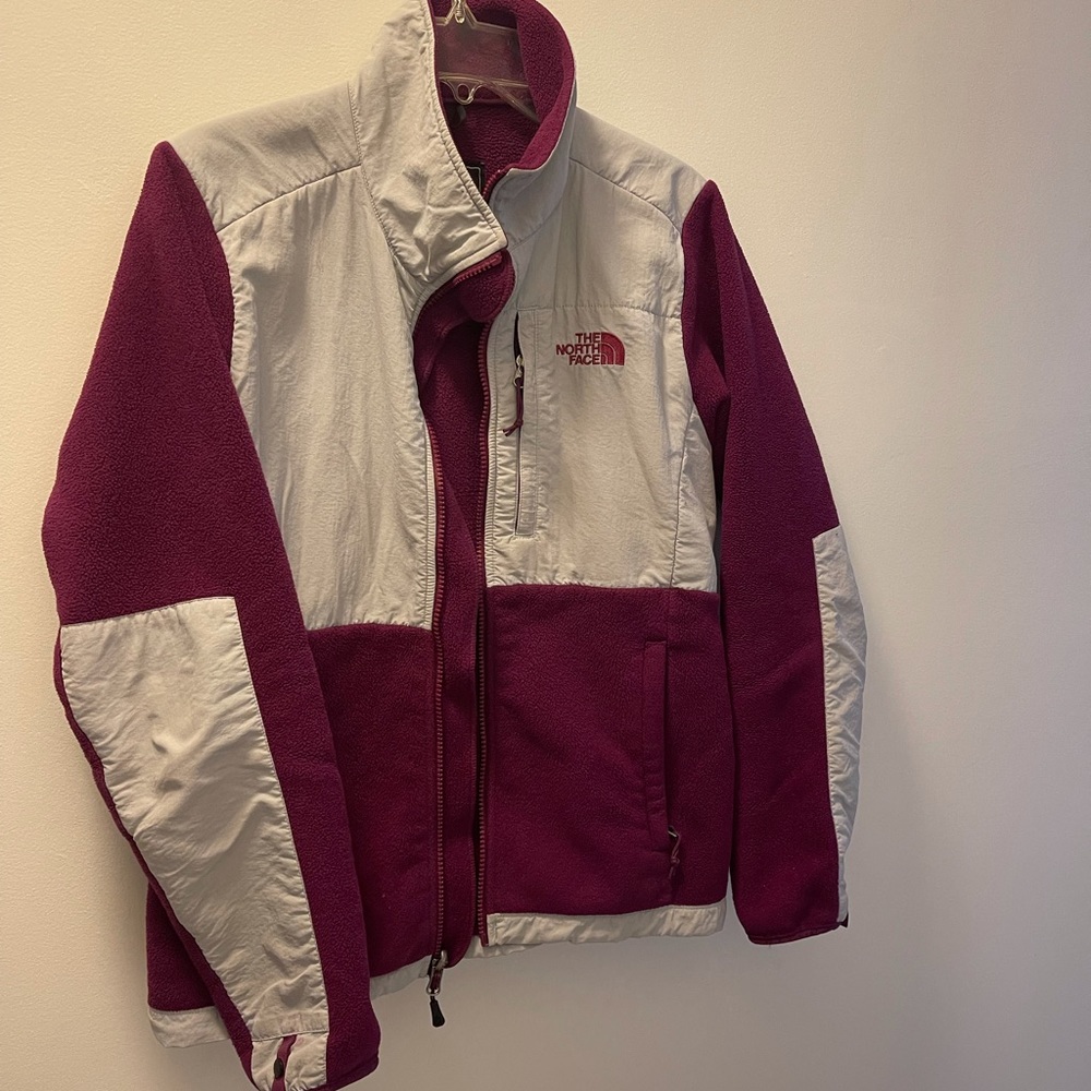 A north face jacket size 7 small